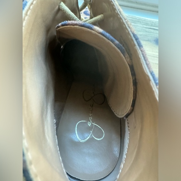 Jessica Simpson Cheetah Booties 8 - Picture 6 of 6